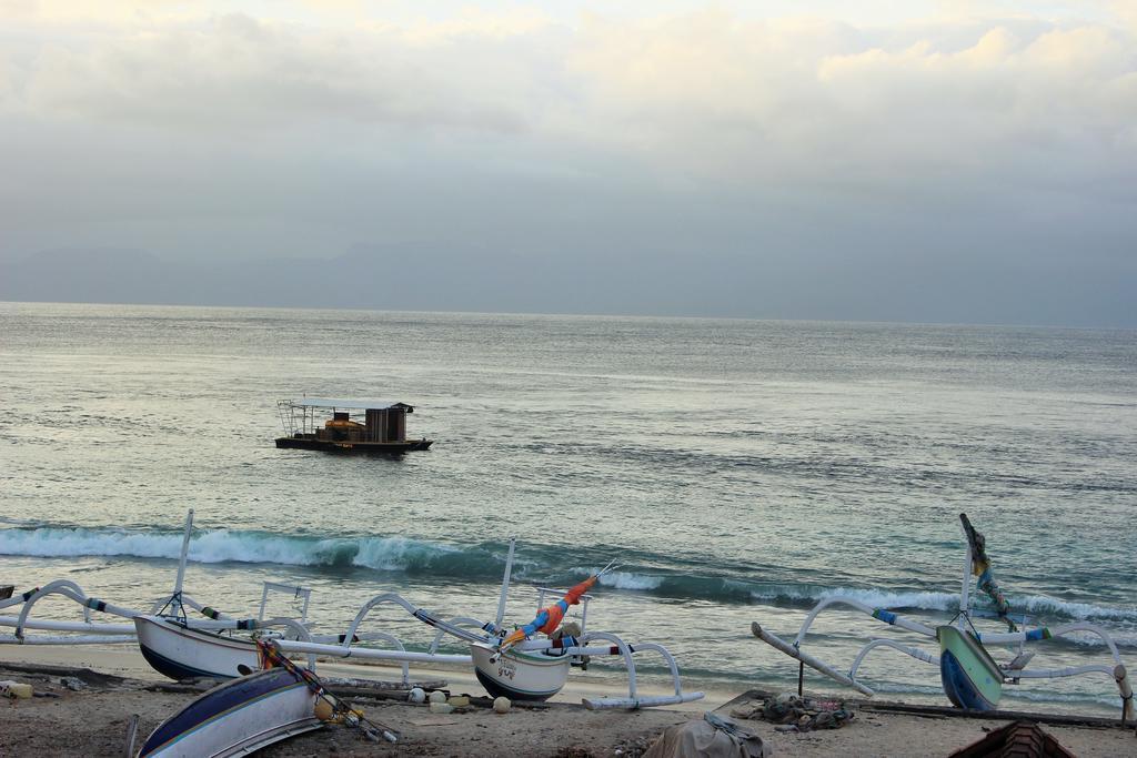 Deva Devi Beach Inn Luxury Batununggul ภายนอก รูปภาพ