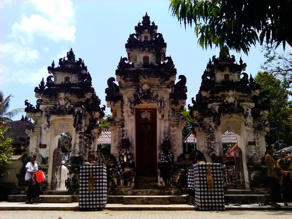 Deva Devi Beach Inn Luxury Batununggul ภายนอก รูปภาพ