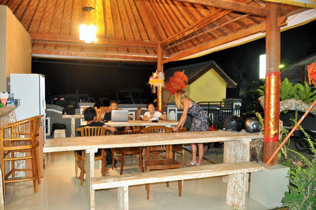 Deva Devi Beach Inn Luxury Batununggul ภายนอก รูปภาพ